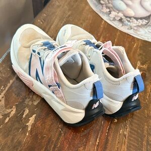 New Balance Kids' V1 Play Sneakers